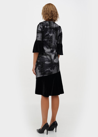 Сіра кежуал сукня Sassofono в смужку