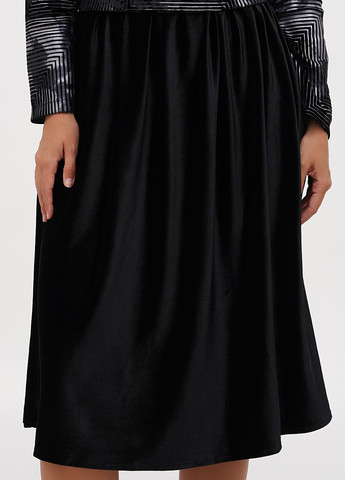 Чорна кежуал сукня а-силует Sassofono з геометричним візерунком