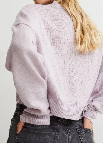 Сиреневый демисезонный свитер H&M