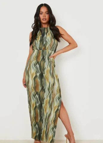 Зеленое платье Boohoo