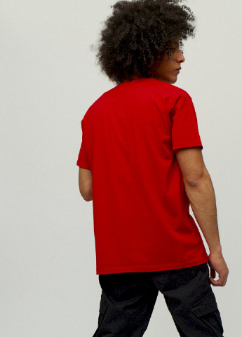 Красная футболка мужская YAPPI