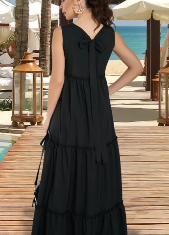 Чорна коктейльна сукня а-силует, з спідницею-сонце, дзвін FashionYouWant однотонна