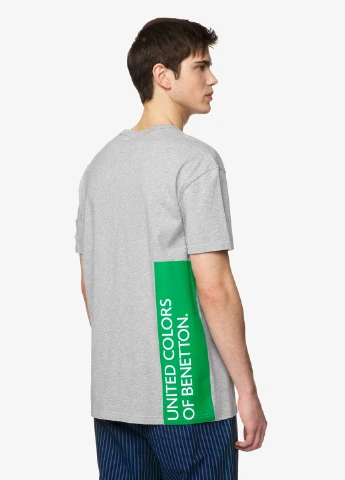 Сіра футболка United Colors of Benetton