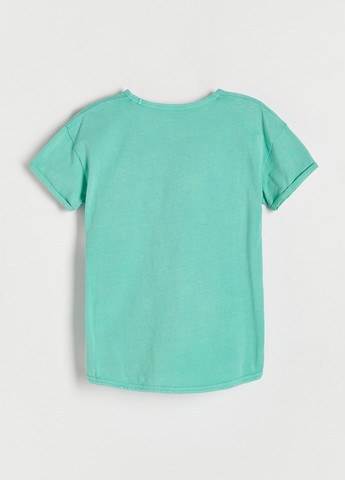 Светло-зеленая летняя футболка Reserved