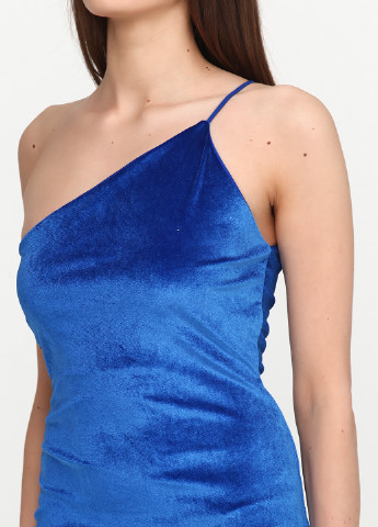 Синее коктейльное платье на одно плечо Missguided однотонное