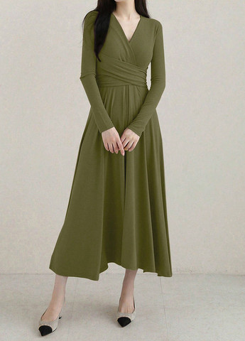 Оливковое кэжуал платье клеш SHEIN однотонное