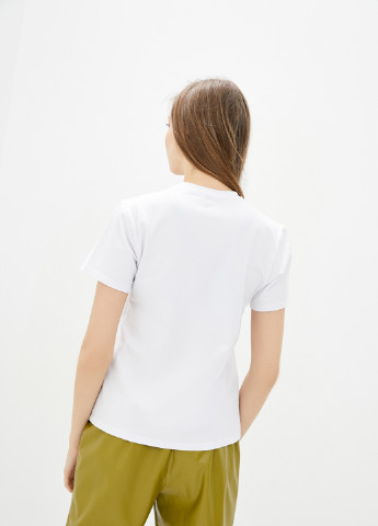 Белая всесезон футболка Daria Karpiuk