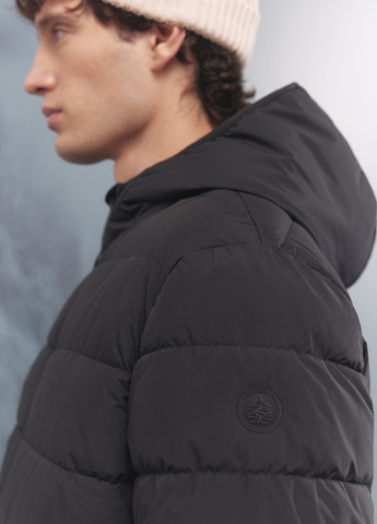 Чорна зимня куртка Springfield