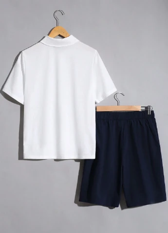Комбинированный летний костюм (поло, шорты) SHEIN