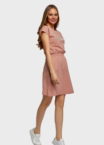 Розовое кэжуал платье Oodji однотонное
