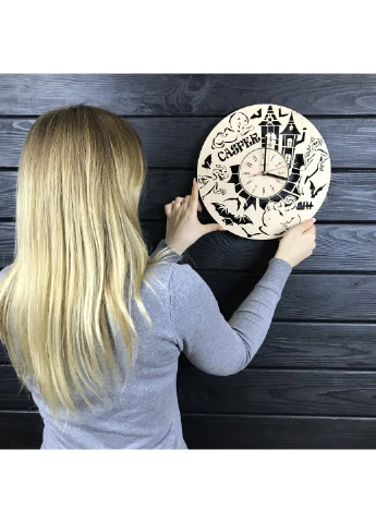 Безшумний дитячий настінний годинник з дерева «Каспер» 7Arts (253567798)