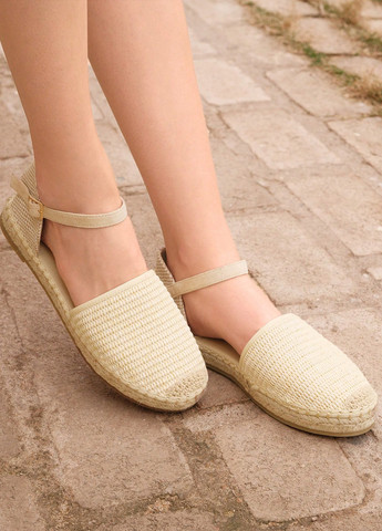 Світло-бежеві еспадрилі SHEIN однотонний плетіння (332389523)