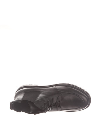 Осенние ботинки дезерты Ikos на тракторной подошве