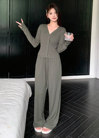 Серая всесезон пижама (кофта, штаны) кофта + брюки SHEIN