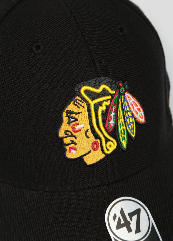 Черная кепка Nhl Chicago Blackhawks с яркой нашивкой 47 Brand (253563827)