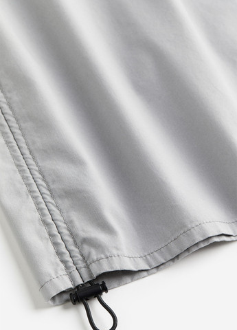 Светло-серая кэжуал однотонная юбка H&M а-силуэта (трапеция), карго