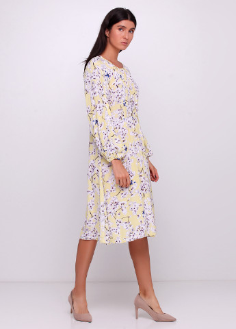 Светло-желтое кэжуал платье клеш H&M с цветочным принтом