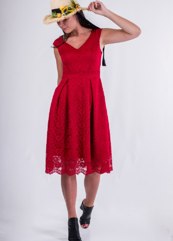 Червона сукня з оздобленням з тонкого мережива Sistaglam