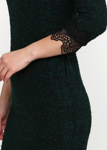 Темно-зеленое кэжуал платье футляр Sassofono фактурное