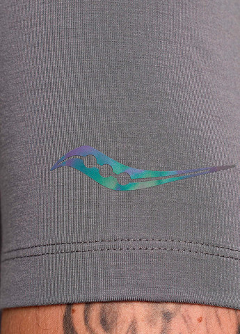 Сіра футболка Saucony TRIUMPH SHORT SLEEVE