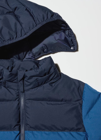 Синя зимня куртка Uniqlo