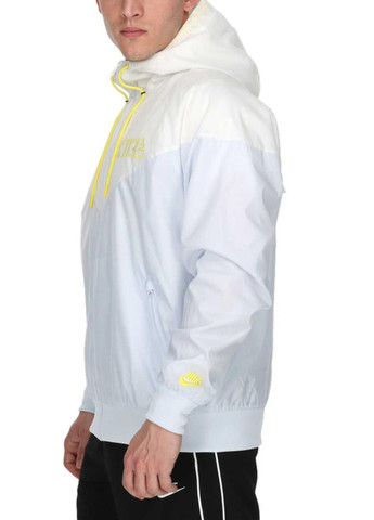 Світло-сіра демісезонна вітровка Nike WR WVN + LND JKT GX HD