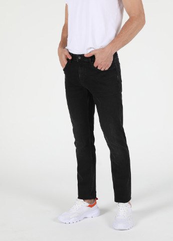 Черные демисезонные прямые джинсы Colin's