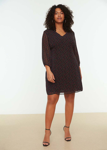 Черное кэжуал платье Trendyol с цветочным принтом