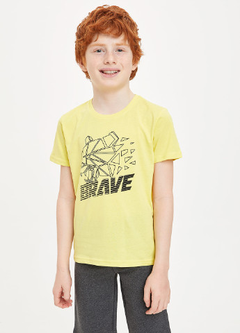 Жовтий демісезонний піжама (футболка, шотри) DeFacto