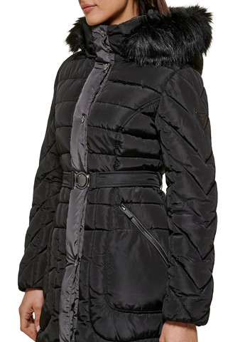 Чорна зимня куртка Guess