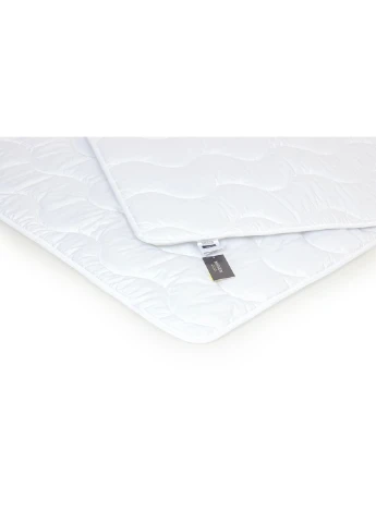 Одеяло MirSon Набор EcoSilk Всесезонный 1660 Eco Light White Одеяло + поду (2200002654968) No Brand (254012665)
