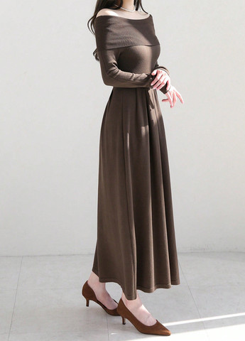 Коричнева кежуал сукня кльош Dazy однотонна