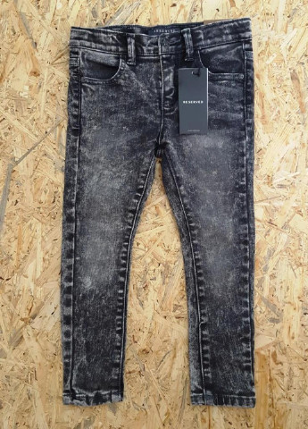 Темно-серые демисезонные зауженные джинсы Reserved