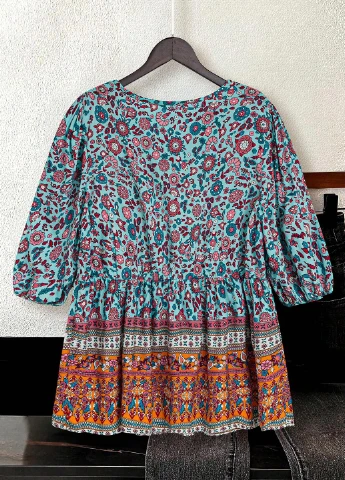 Комбінована блуза з баскою SHEIN