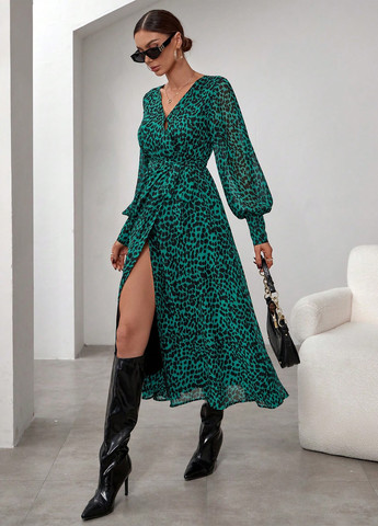 Зеленое кэжуал платье на запах SHEIN леопардовый