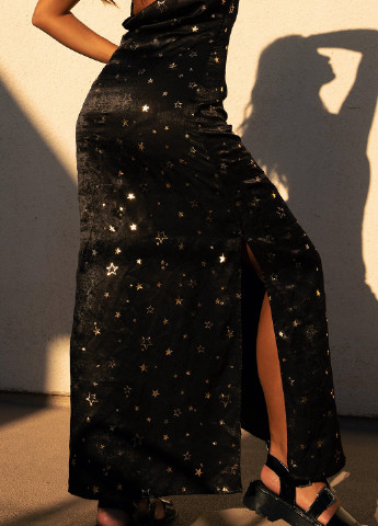 Черное кэжуал платье с открытой спиной Nasty Gal звезды