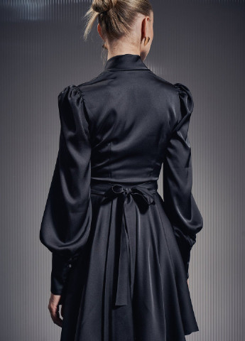 Черное коктейльное черное шелковое платье на запах Gepur однотонное