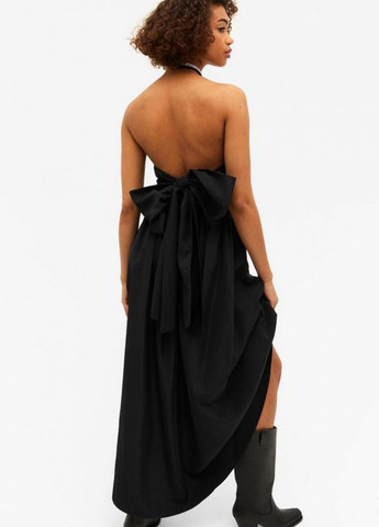 Чорна вечірня сукня з відкритими плечима, з відкритою спиною Monki однотонна