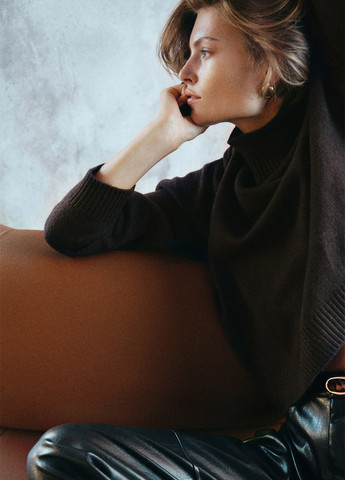 Кавовий зимовий светр H&M