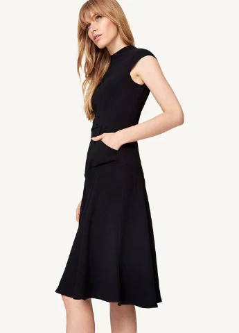 Чорна кежуал сукня кльош Damsel in a Dress однотонна