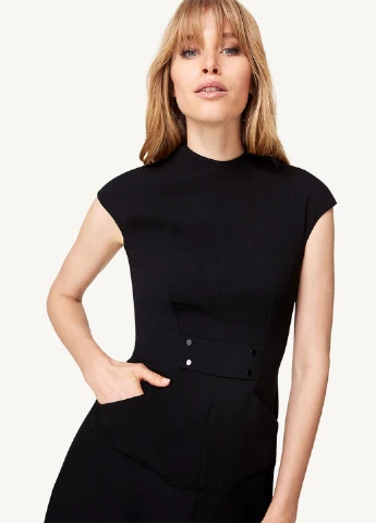 Чорна кежуал сукня кльош Damsel in a Dress однотонна