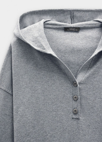 Светло-серый демисезонный свитер Parfois