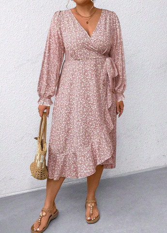 Розовое кэжуал платье на запах, клеш SHEIN с цветочным принтом