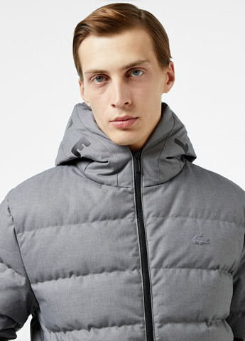 Серая зимняя куртка Lacoste