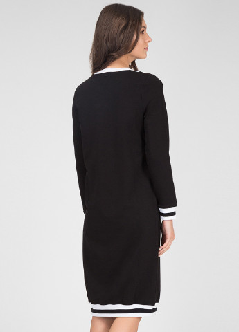 Черное кэжуал платье Preppy однотонное