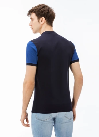 Черная футболка Lacoste