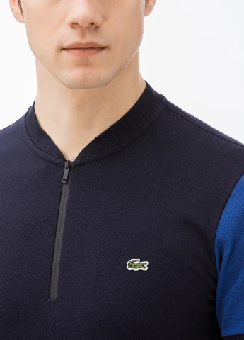 Черная футболка Lacoste