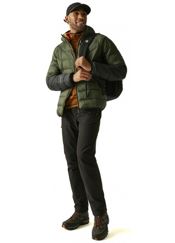 Оливкова (хакі) зимня куртка Regatta