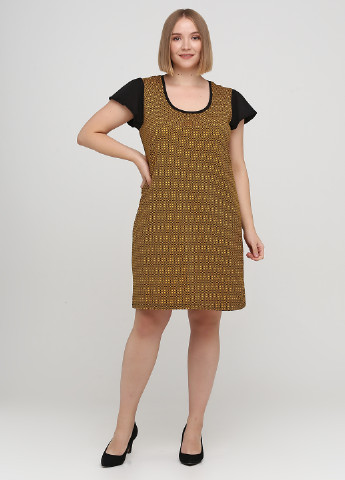 Желтое кэжуал платье платье-футболка Sheego с орнаментом