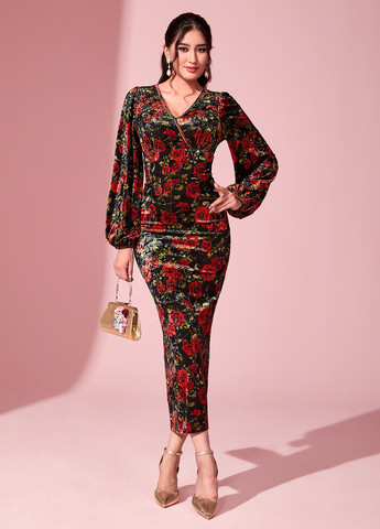 Черное вечернее платье силуэтная, футляр SHEIN розы